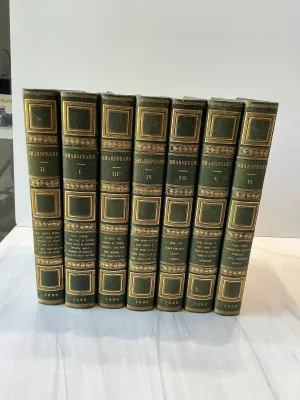 -Shakespeare in 7 volumes