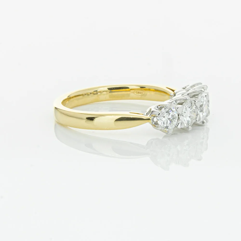 18ct Yellow Gold Diamond Pentagon Ring