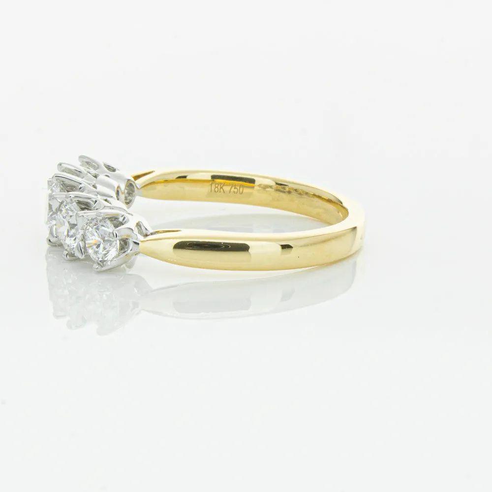 18ct Yellow Gold Diamond Pentagon Ring