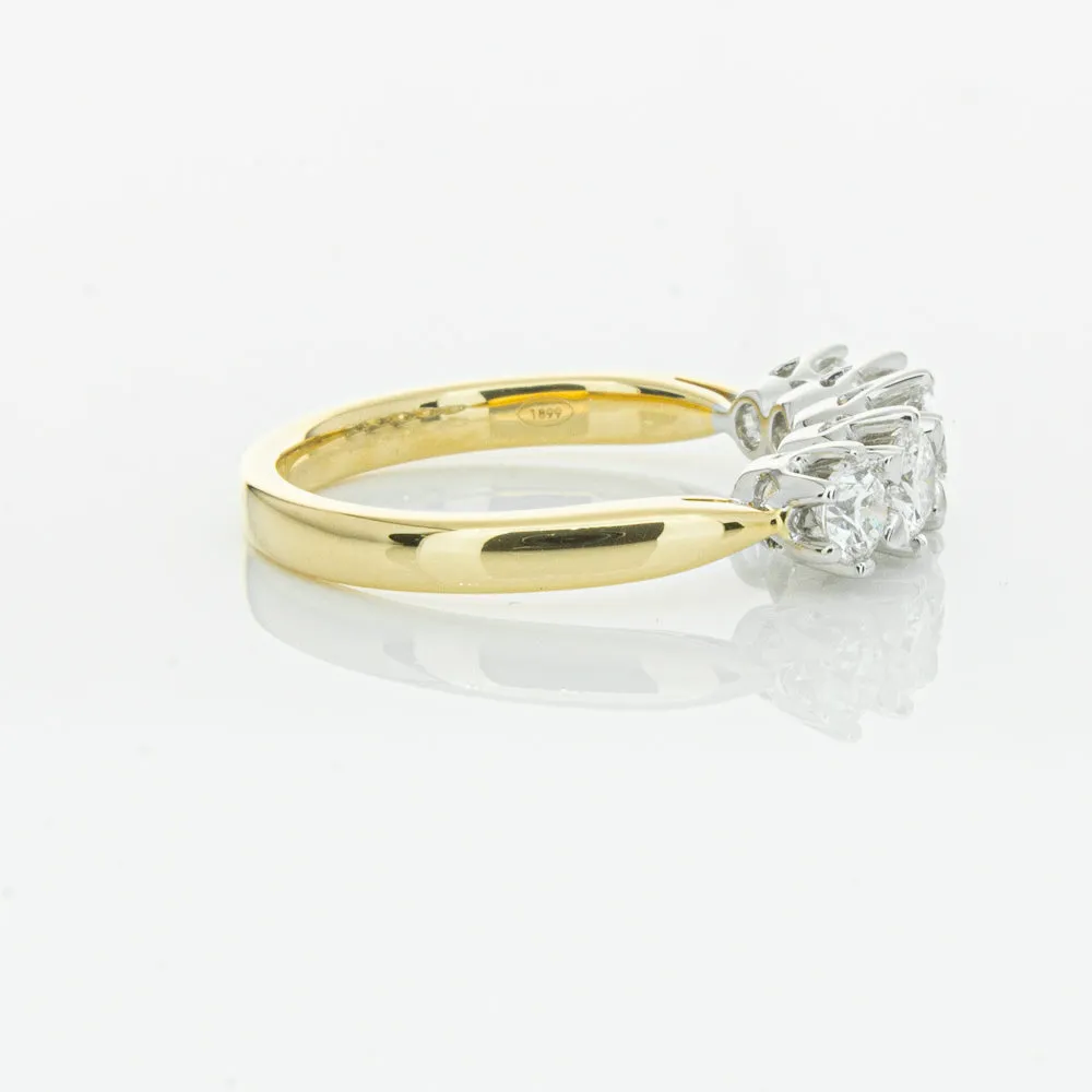 18ct Yellow Gold Diamond Pentagon Ring