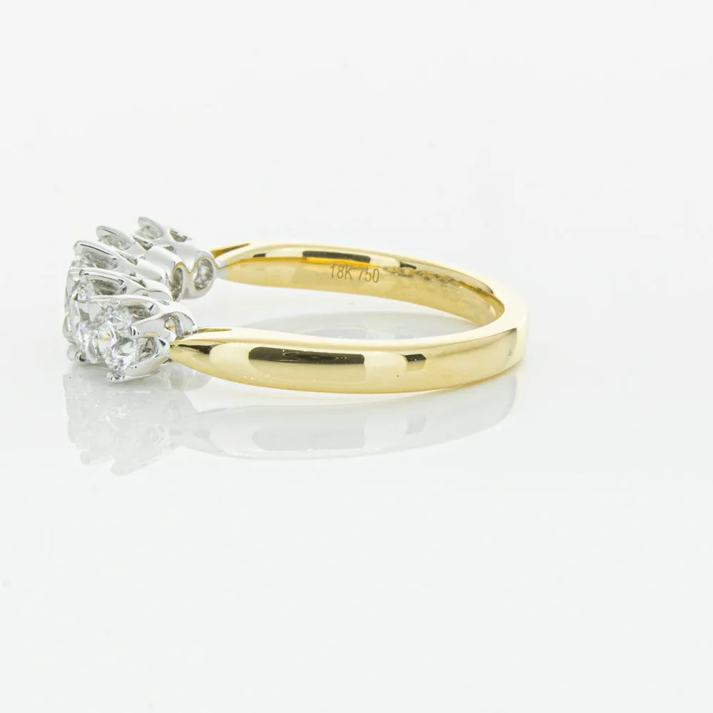 18ct Yellow Gold Diamond Pentagon Ring