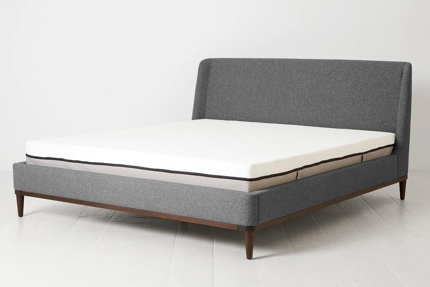 Bed 02 Super King Sized Bed