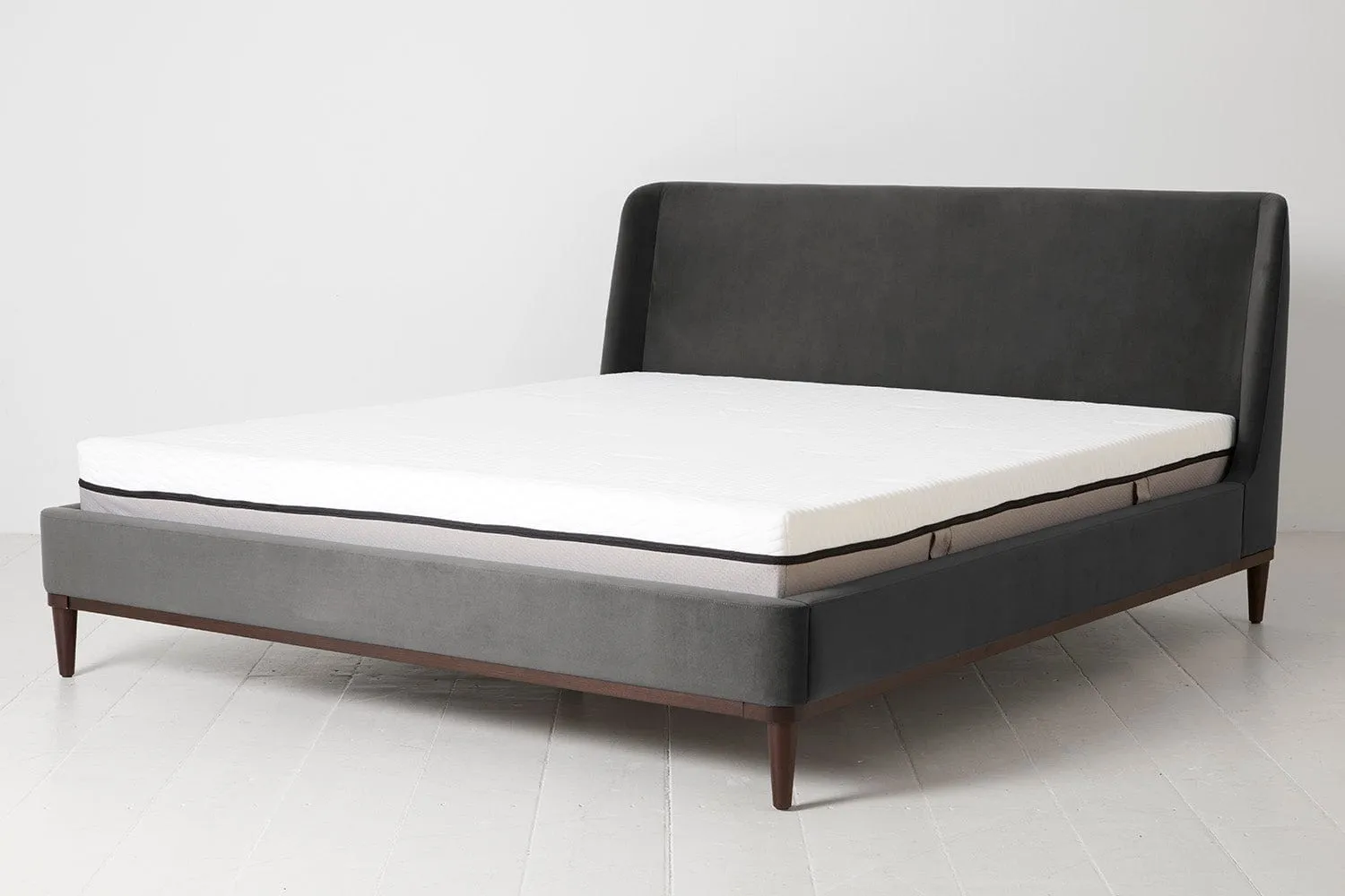 Bed 02 Super King Sized Bed