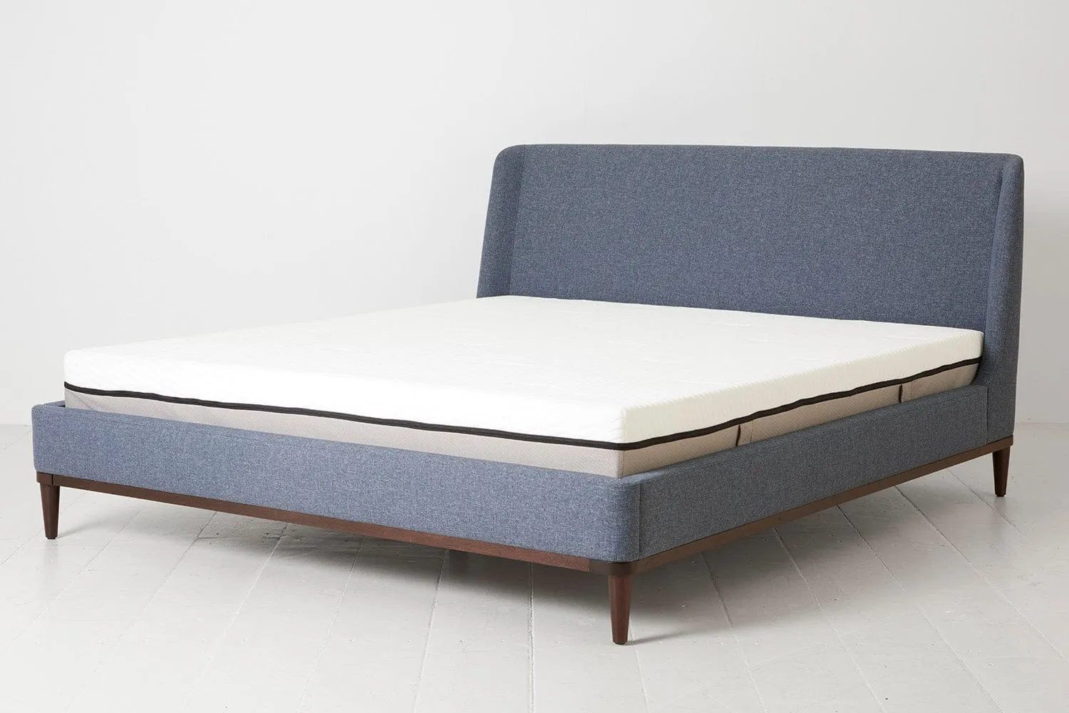 Bed 02 Super King Sized Bed