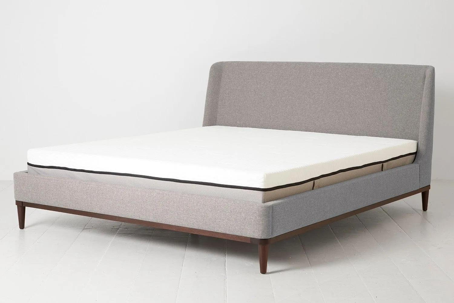 Bed 02 Super King Sized Bed