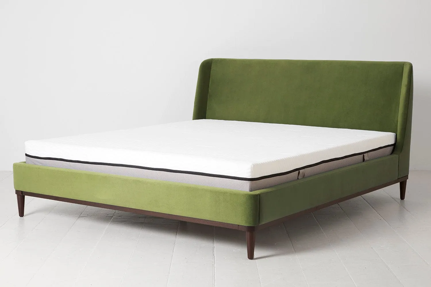 Bed 02 Super King Sized Bed