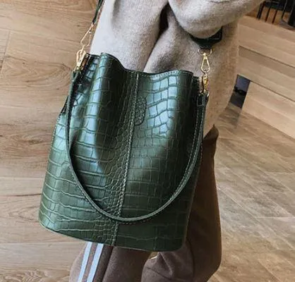 Blake Shoulder Bag -Olive Croc