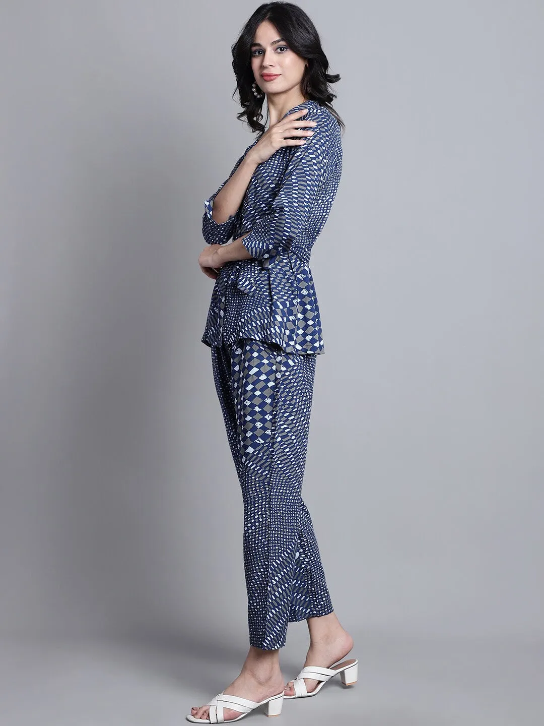 Blue Labyrinth Chic Set