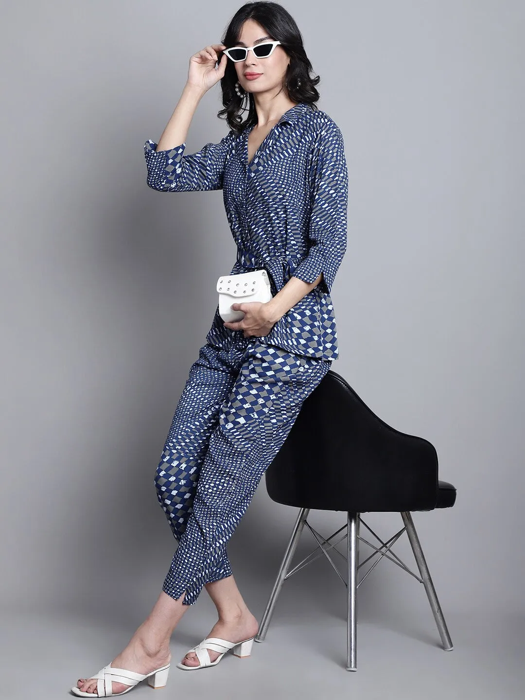 Blue Labyrinth Chic Set