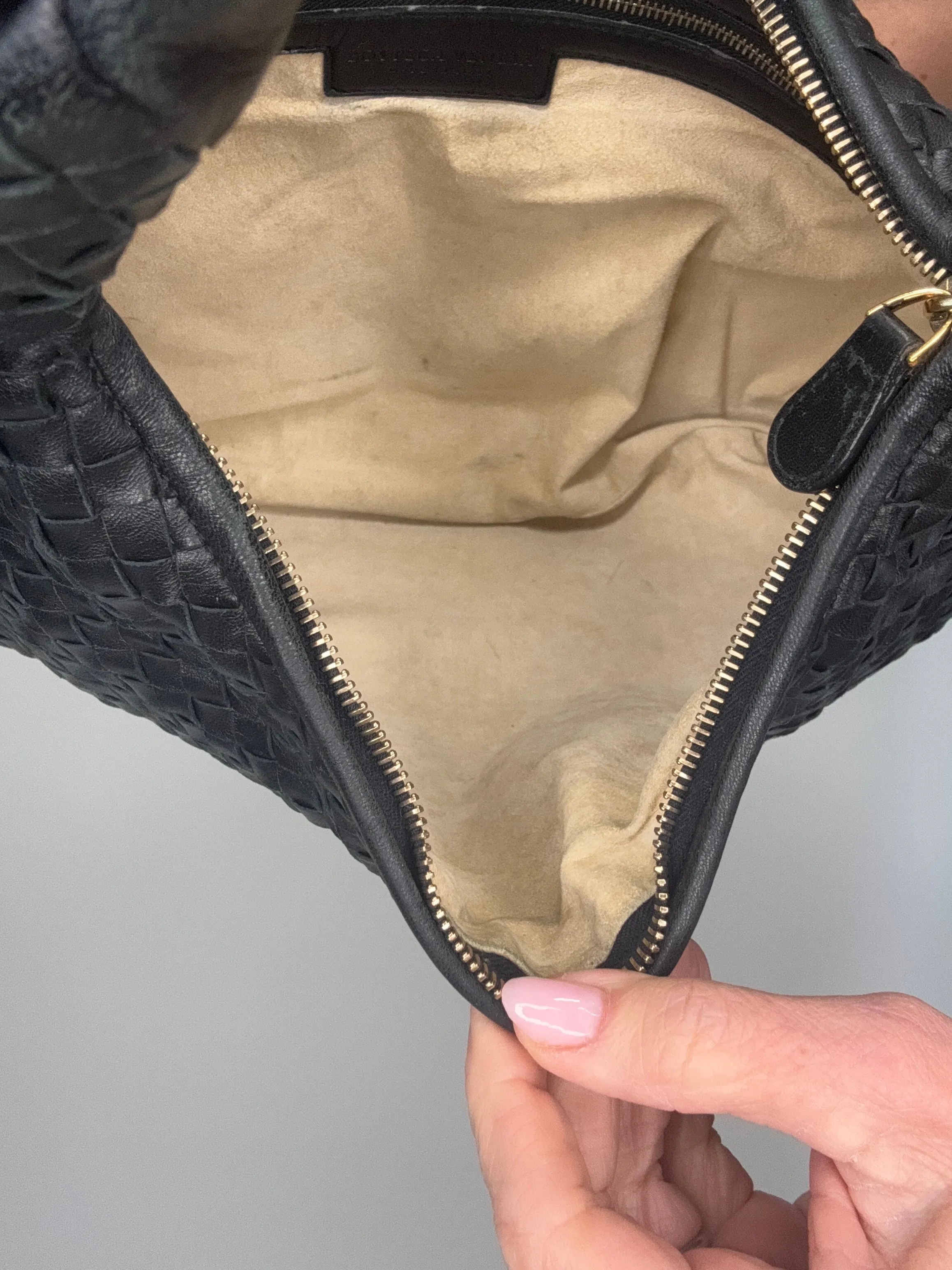 Bottega Veneta Intrecciato Vintage Hobo Bag