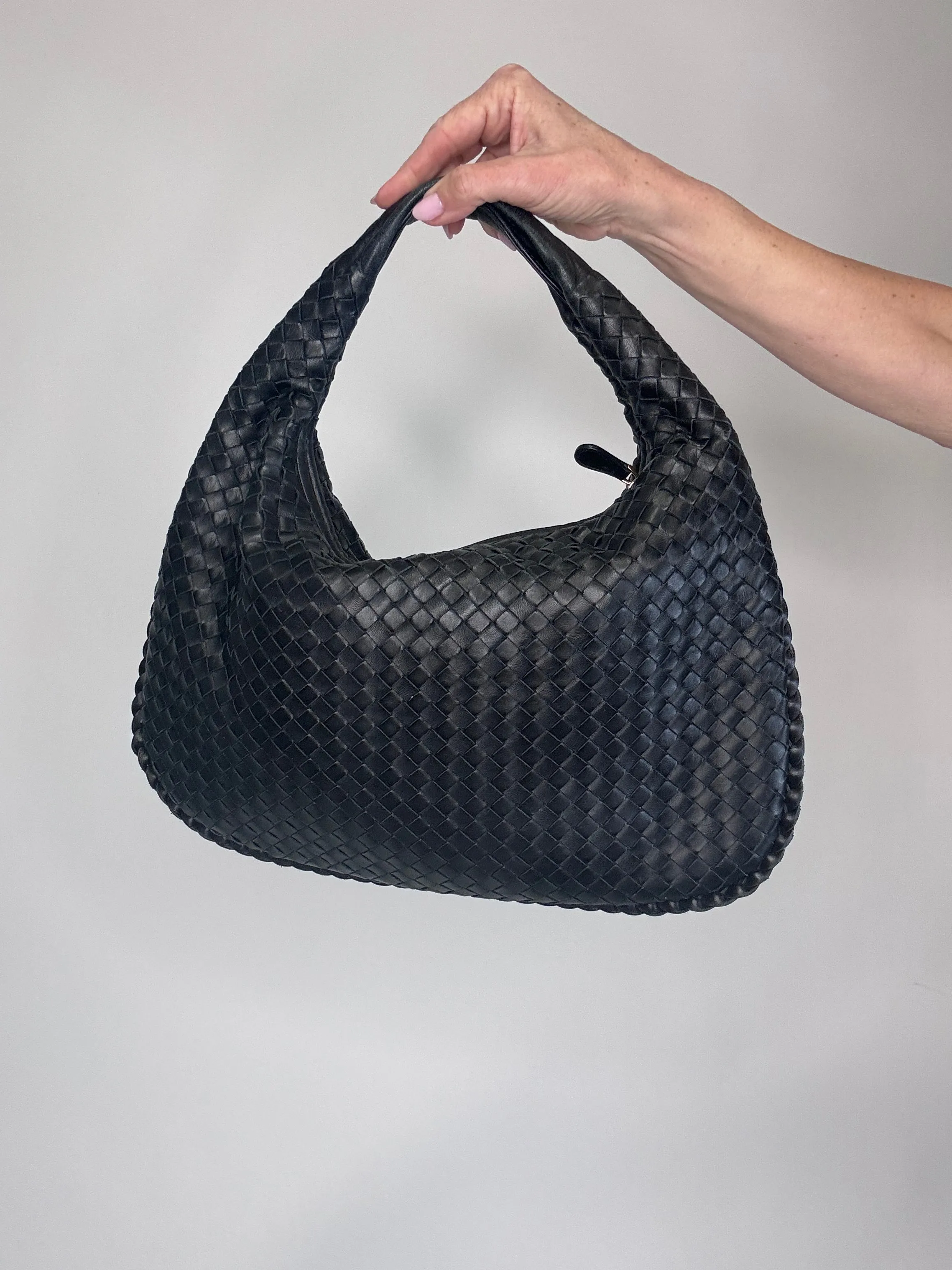 Bottega Veneta Intrecciato Vintage Hobo Bag