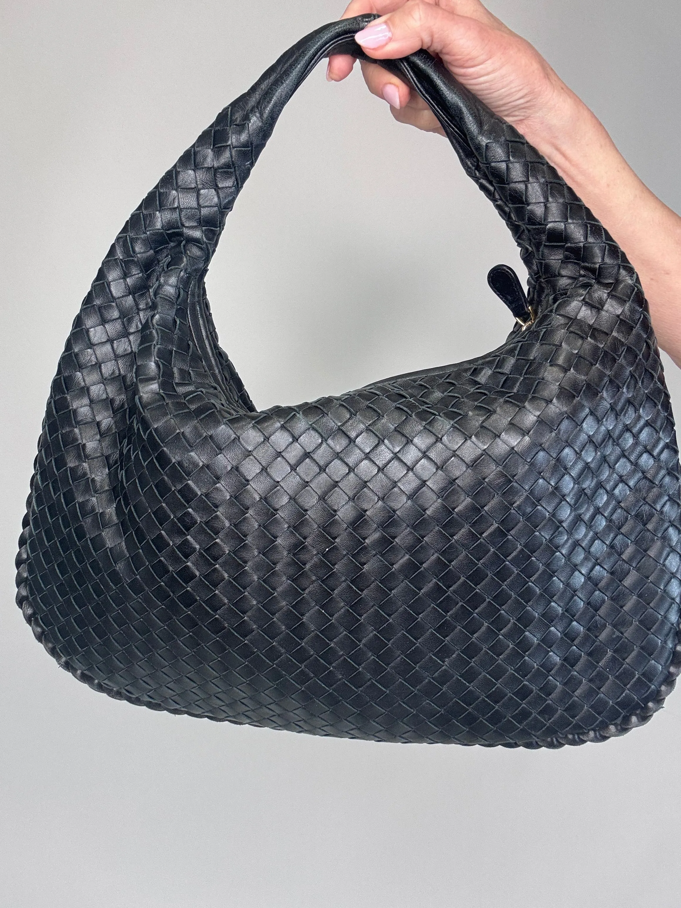 Bottega Veneta Intrecciato Vintage Hobo Bag