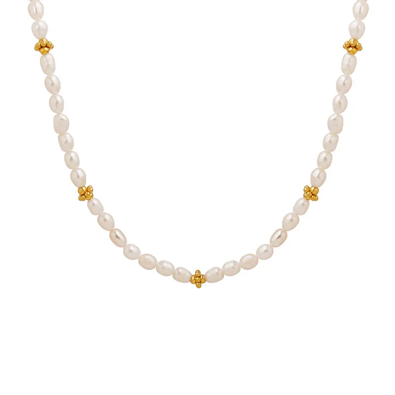 Chic Freshwater Pearl Necklace