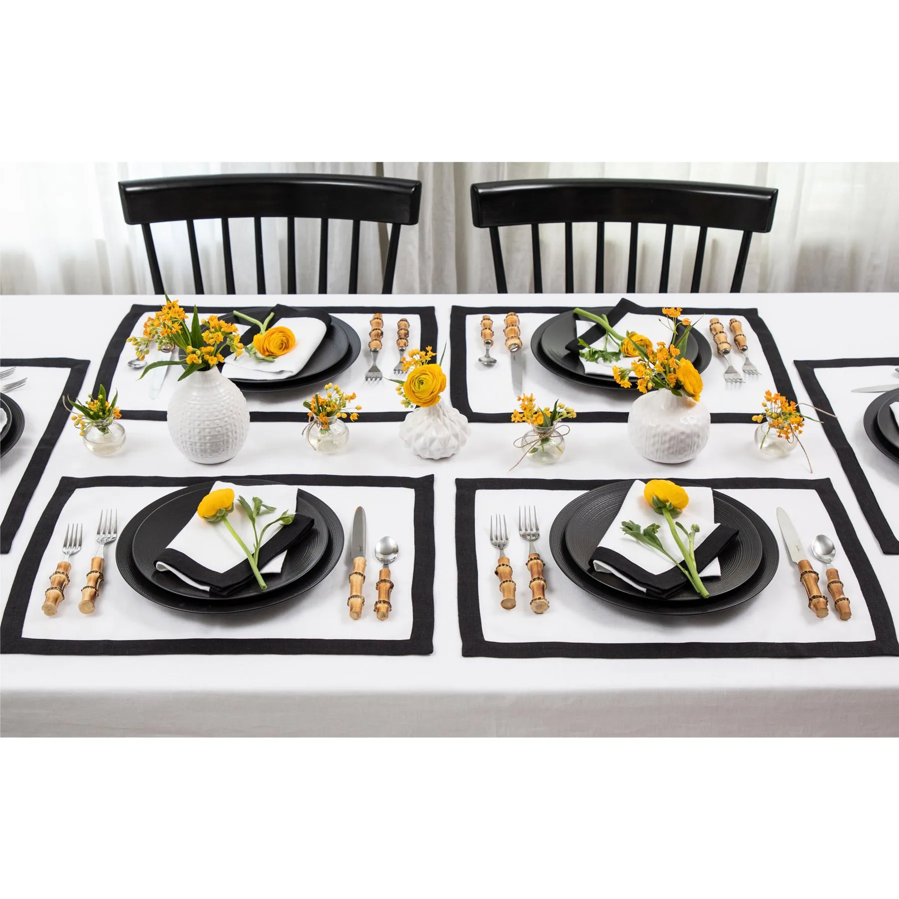 Classic Napkins, Set of 4