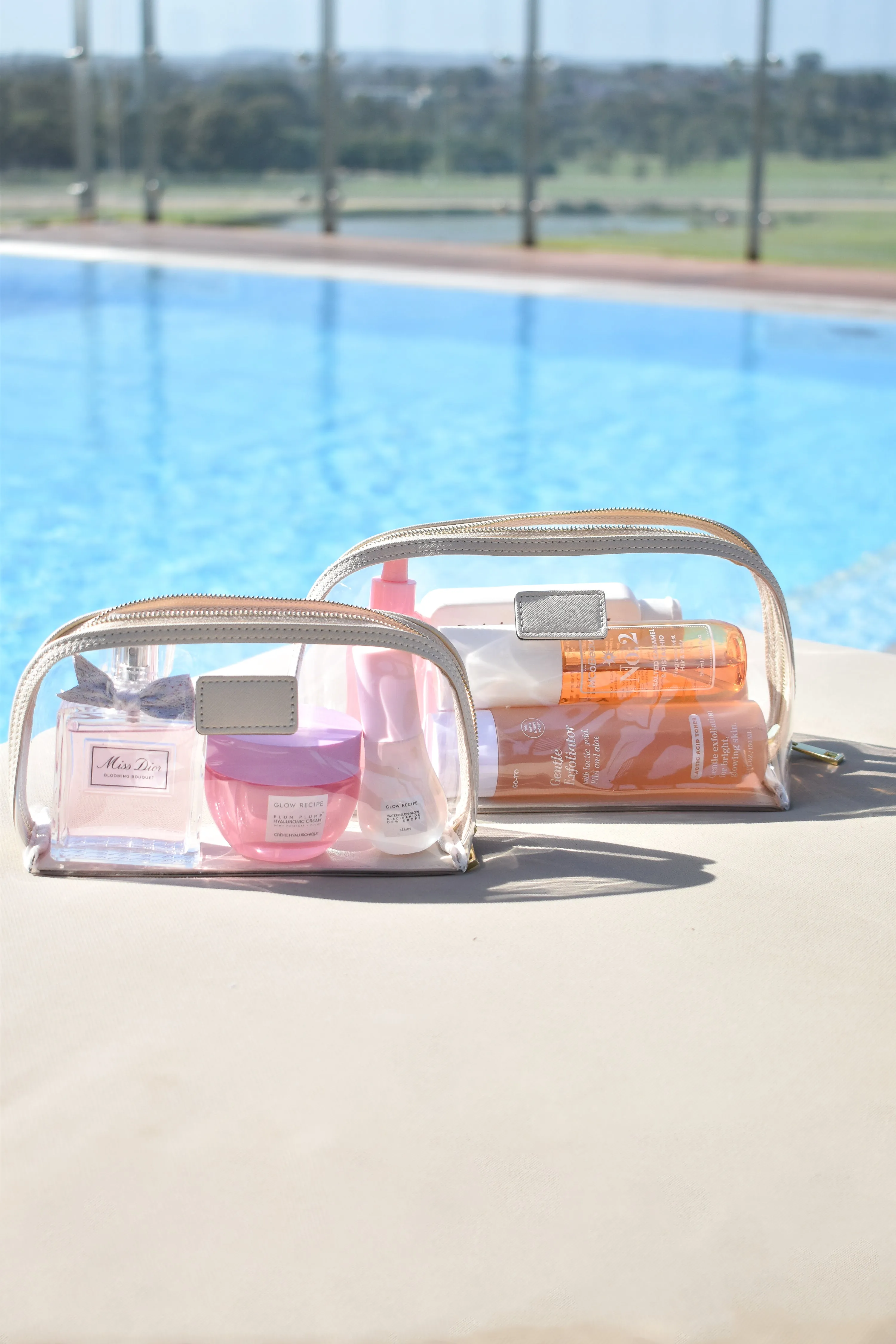 Clear Arc Makeup Bag Set - Ivory