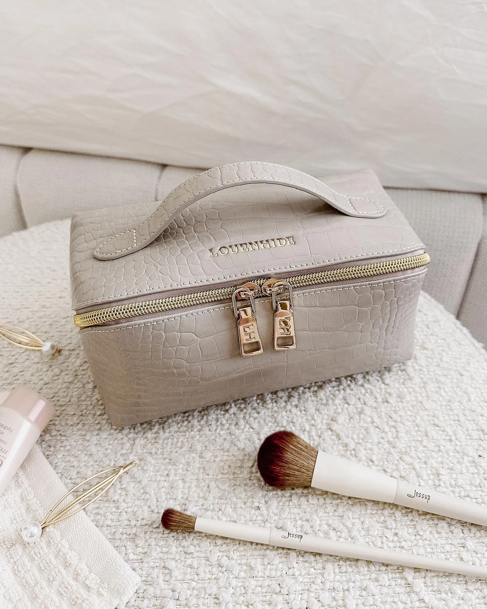 Ellis Makeup Bag