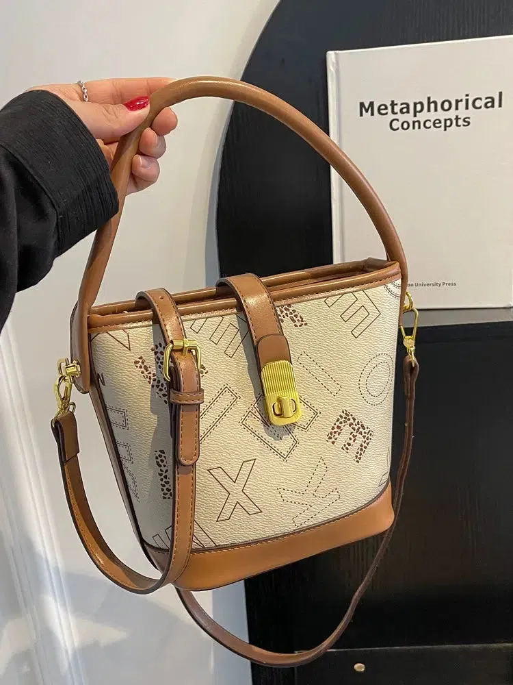 Geometric Pattern Bucket Bag