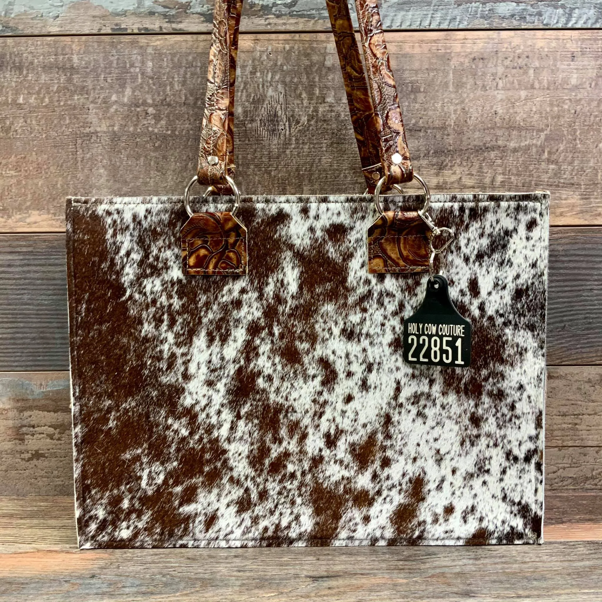Get Outta Town Tote - #22851