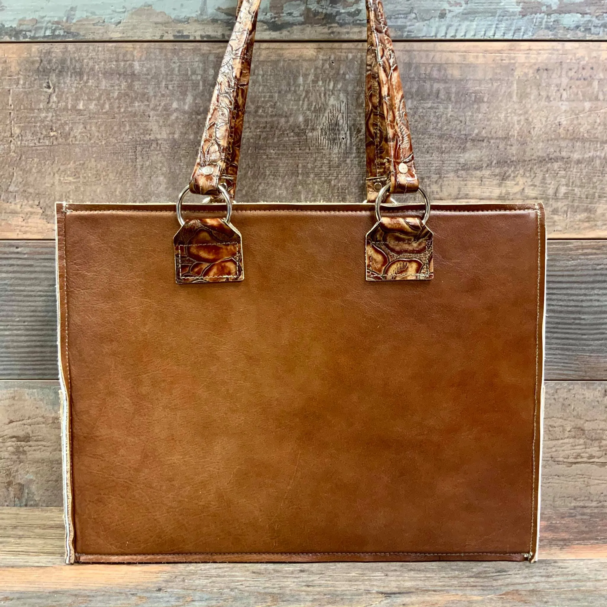Get Outta Town Tote - #22851