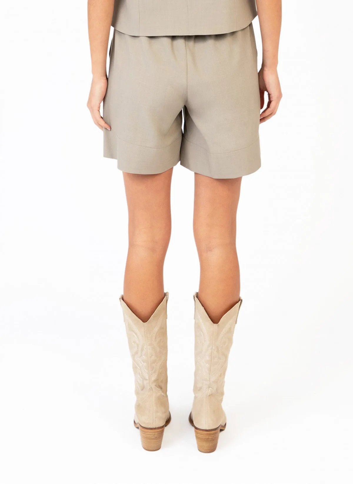 GREY CHIC SHORTS
