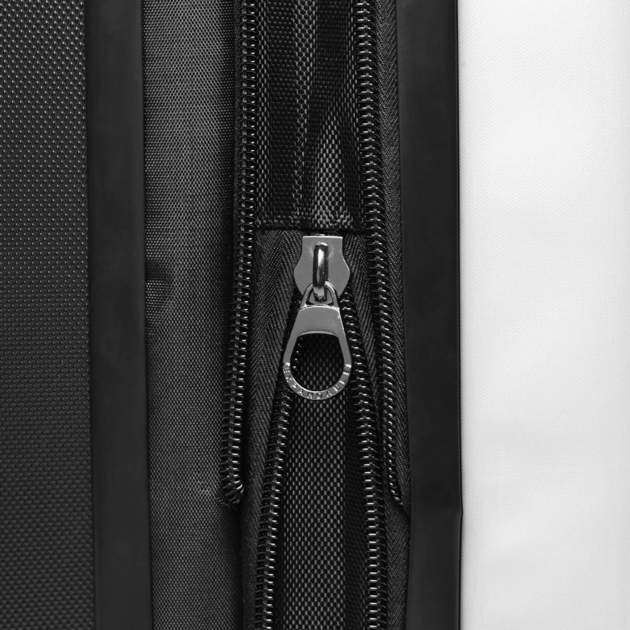 Herculus Herotia Suitcase