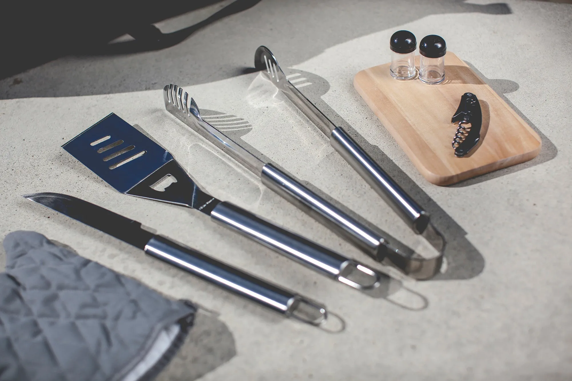 Indianapolis Colts - BBQ Kit Grill Set & Cooler