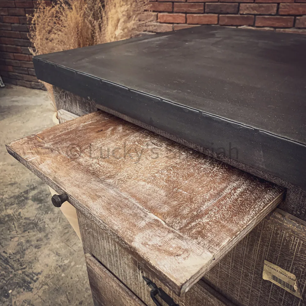 Industrial Classic Drawchest with pull out tray