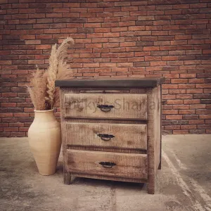 Industrial Classic Drawchest with pull out tray