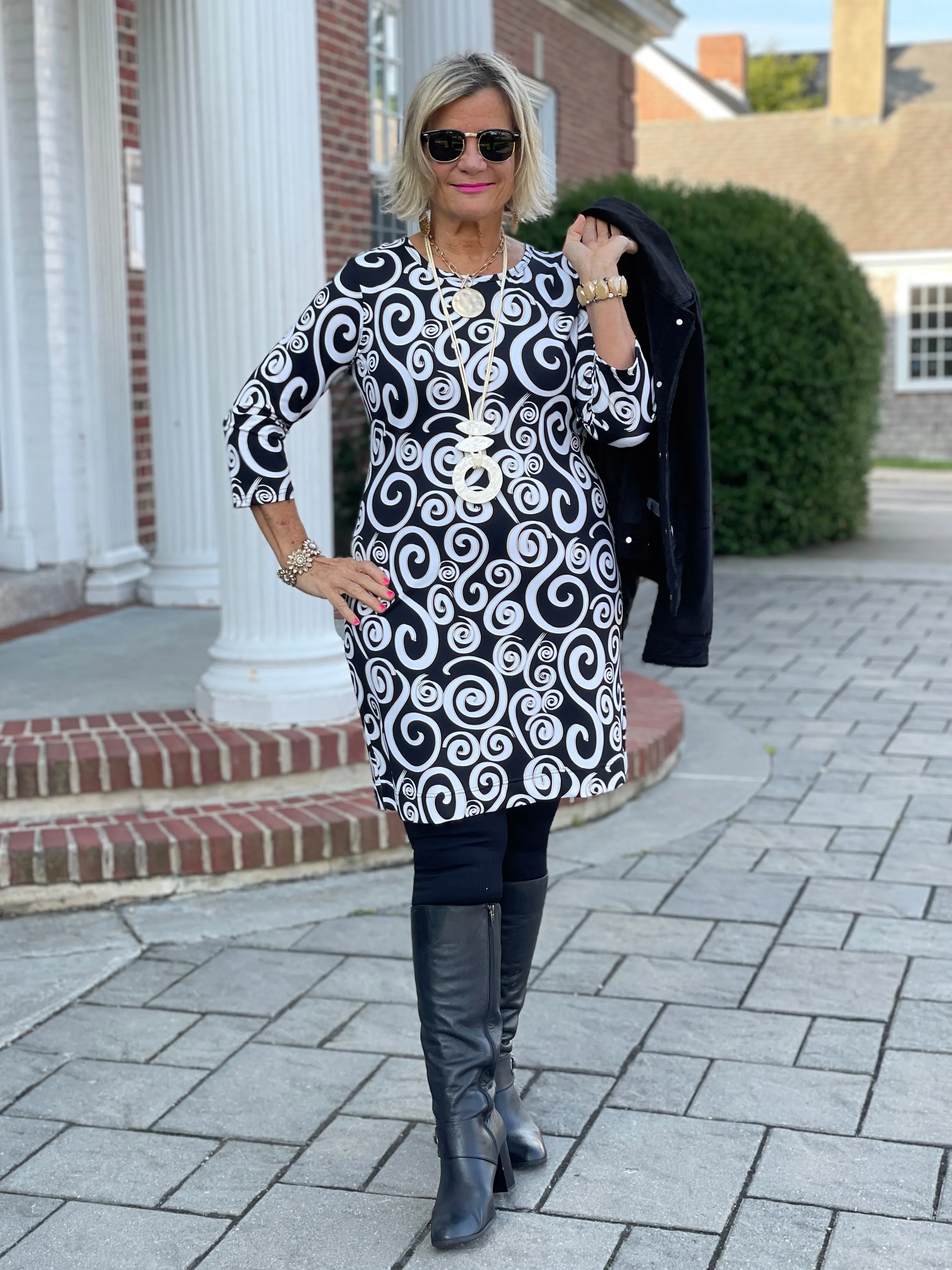 INFINITY CHIC SLEEVE DRESS