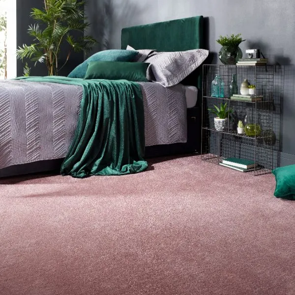 Invincible Chic Collection