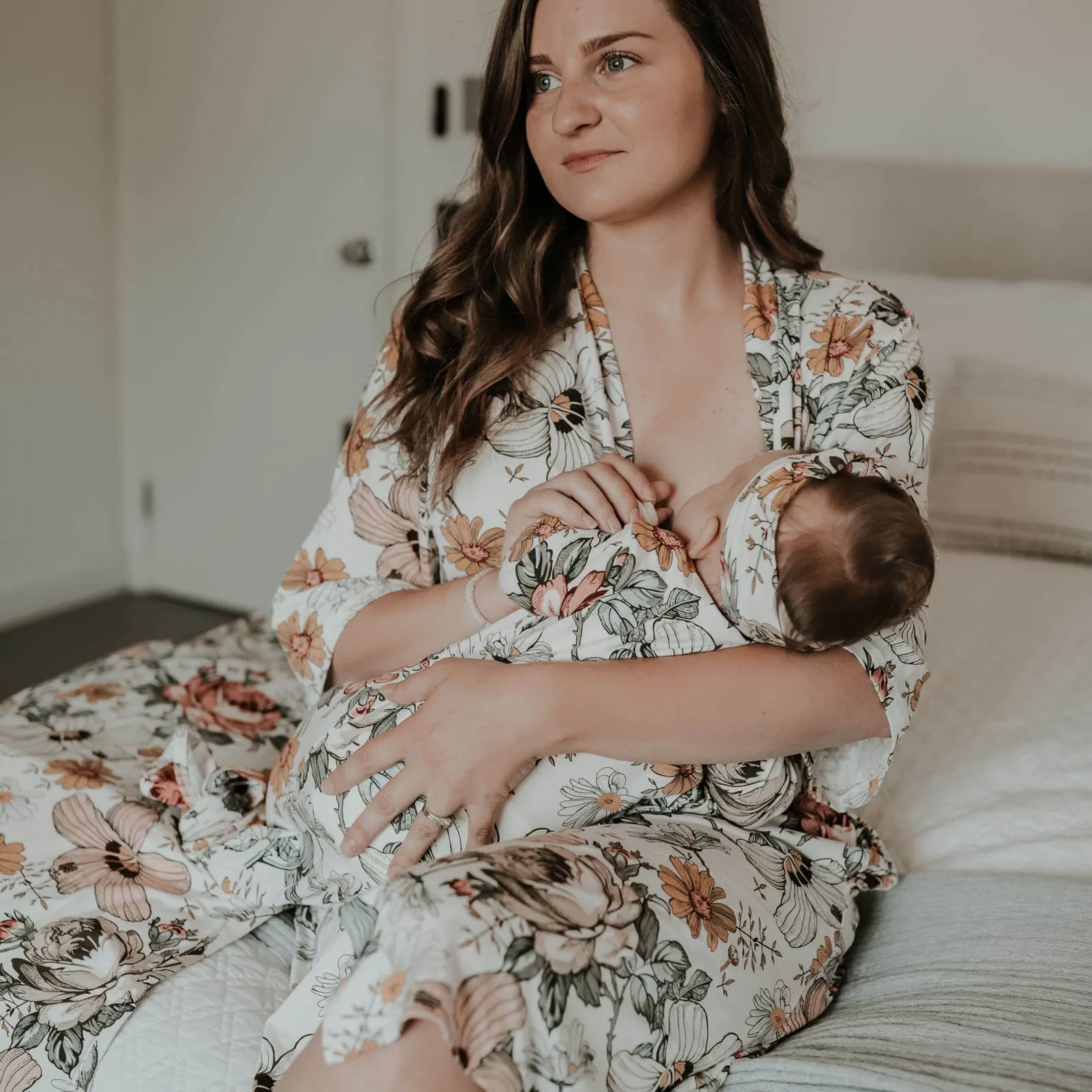Knotted Gown Gift Bundle w/ Headband & Blanket - (0-3mo)