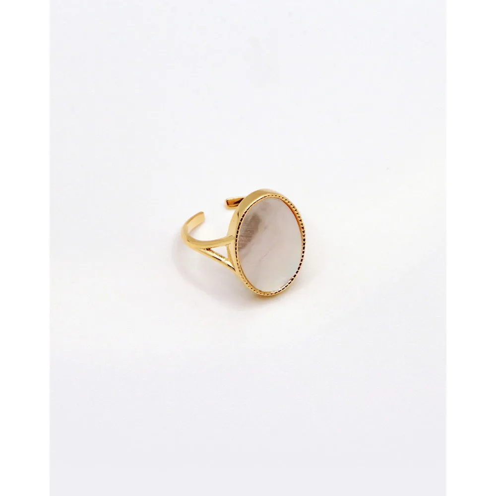 Nilai Frida Nacre Ring