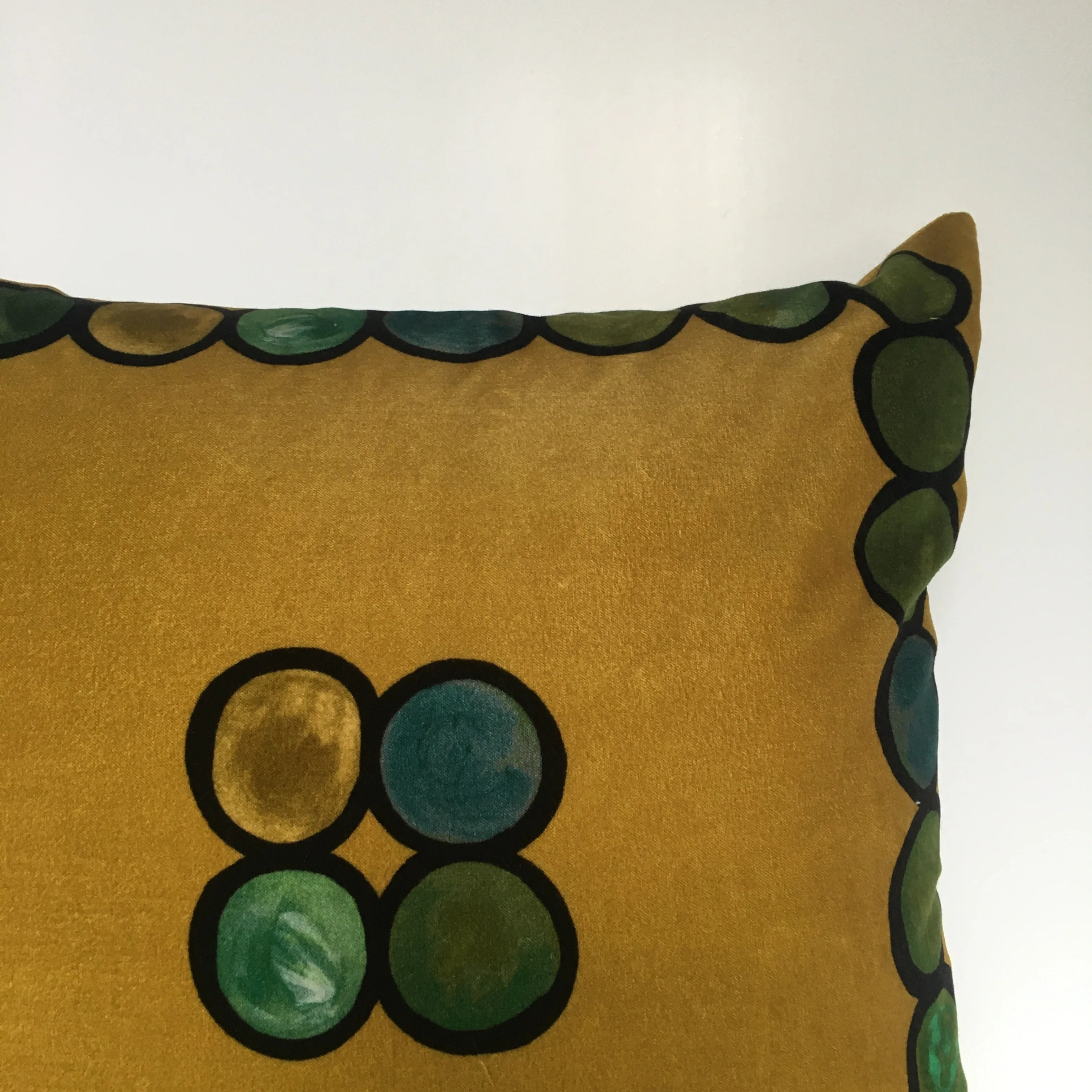 Ombré Circle Velvet Cushion - Ochre   Green