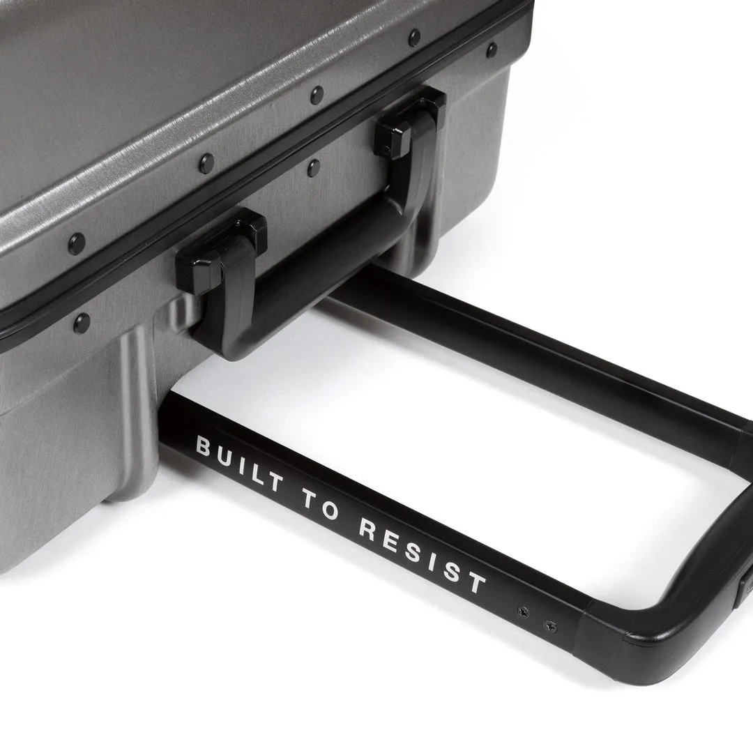 Resist'r Case Small - Brushed Metal (Grey)