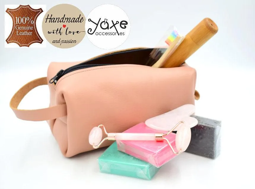 Toiletry leather bag Black Pink