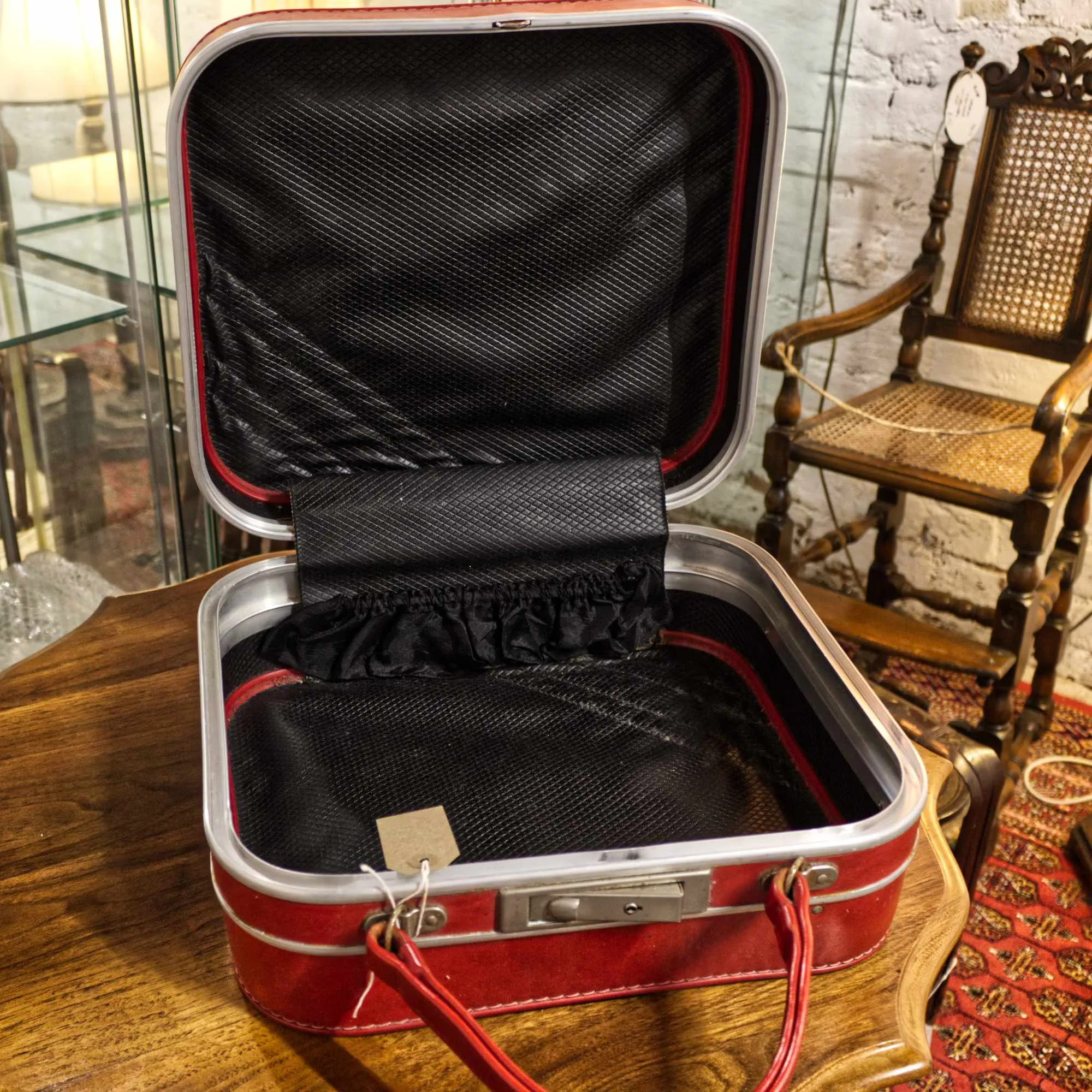 Vintage 1960's Retro Suitcase