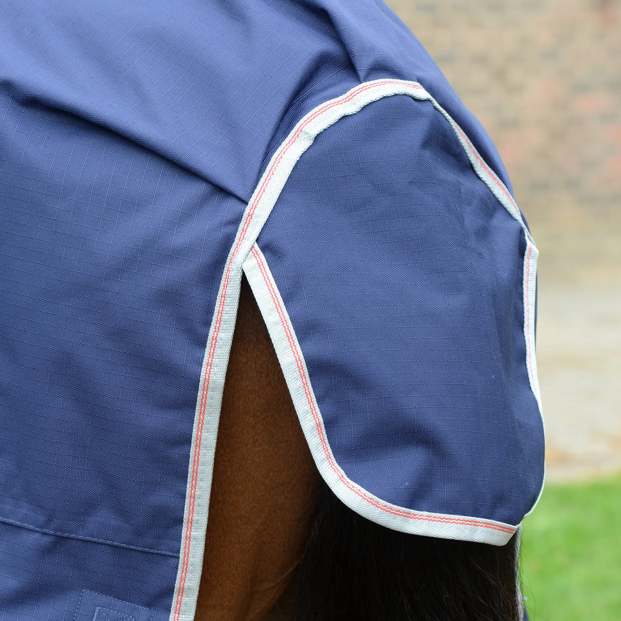 Weatherbeeta Comfitec Essential Detach-A-Neck Lite Plus Turnout Rug